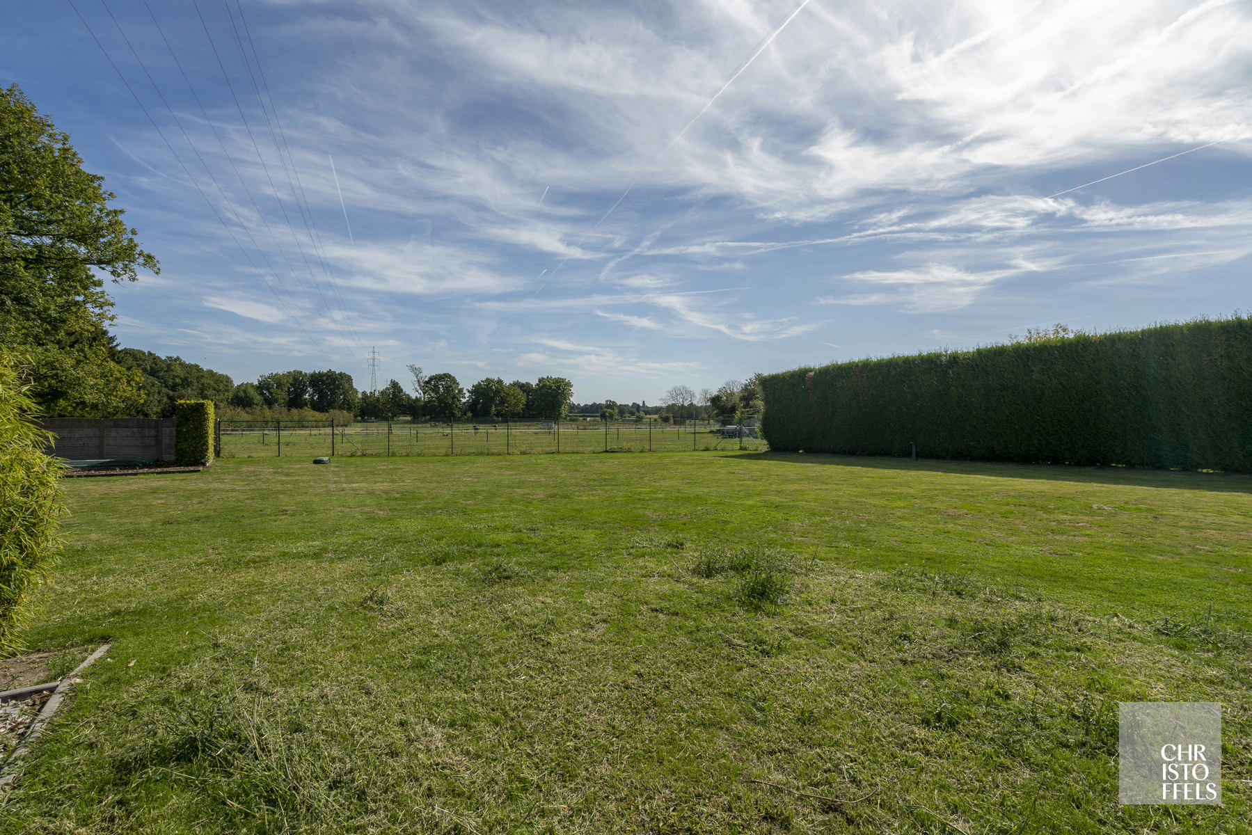 Rustig gelegen bouwgrond voor open bebouwing (1.497m²)! - foto 4