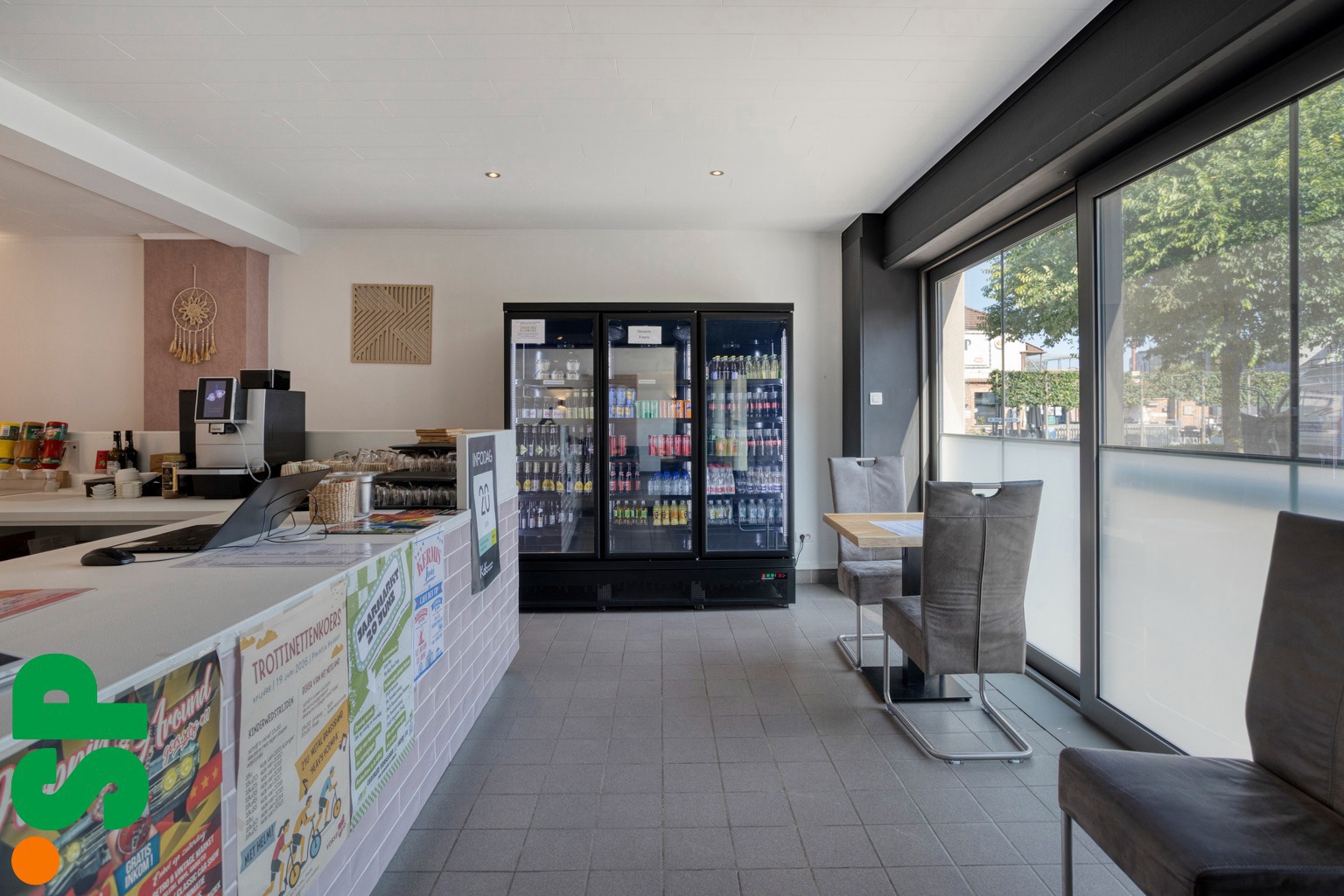 Handelspand 148m² met gerenoveerd appartement 151m². - foto 4