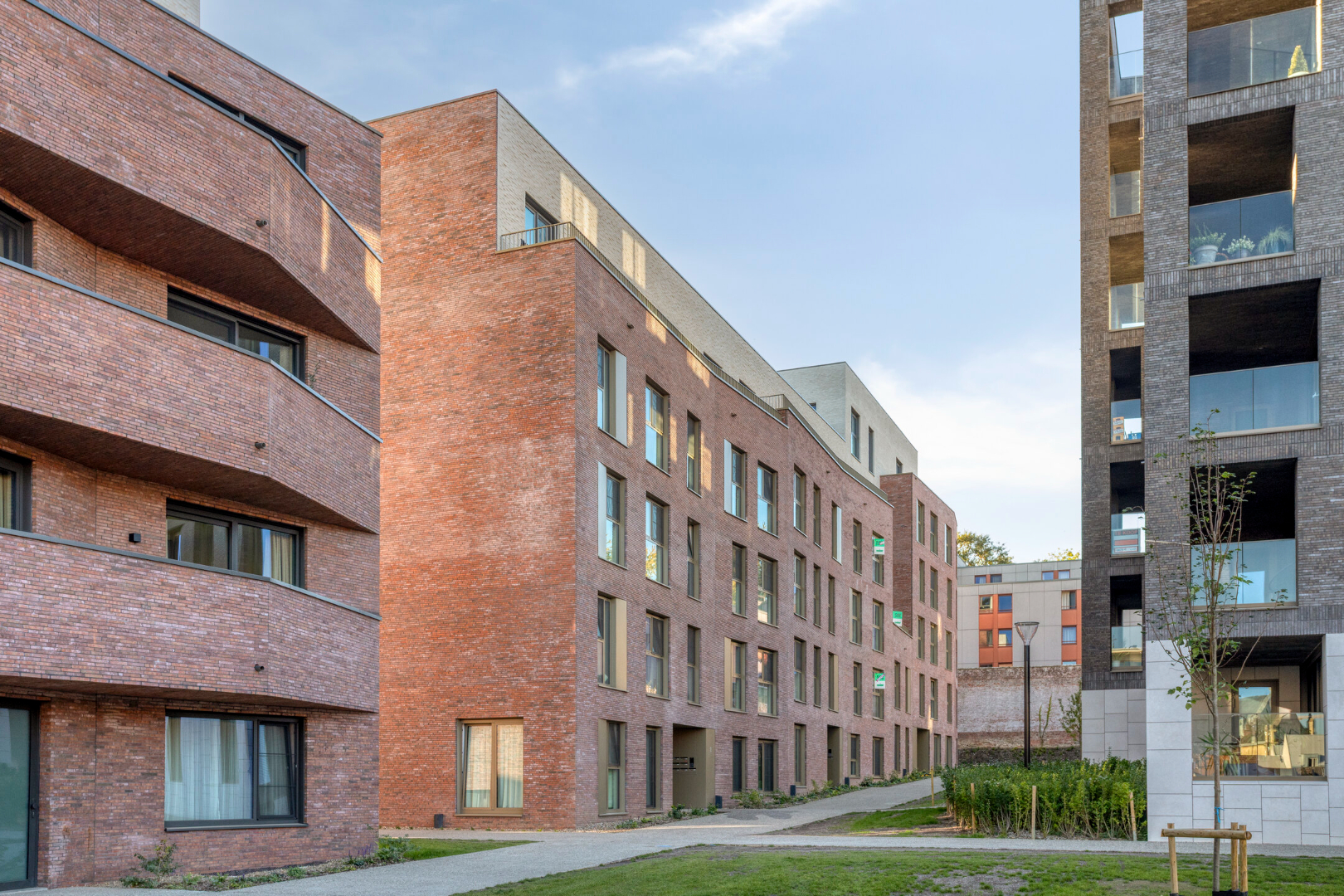 Nieuwbouw appartement met 3 slaapkamers, 2 badkamers, terras, 2 autostaanplaatsen en kelderberging in Leuven! - EPC A - bewoonbare opp. 108 m² - foto 2