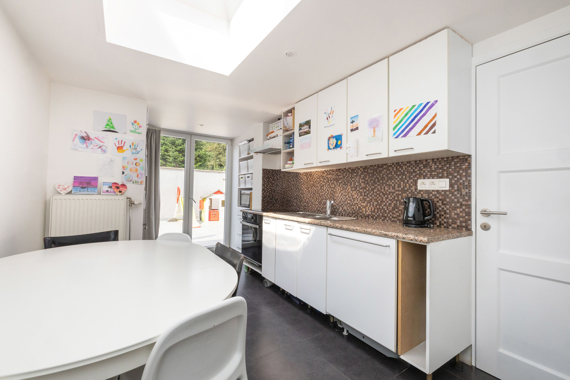 Woning van ± 150 m² met atelier/opslagruimte van ± 100 m² - foto 4