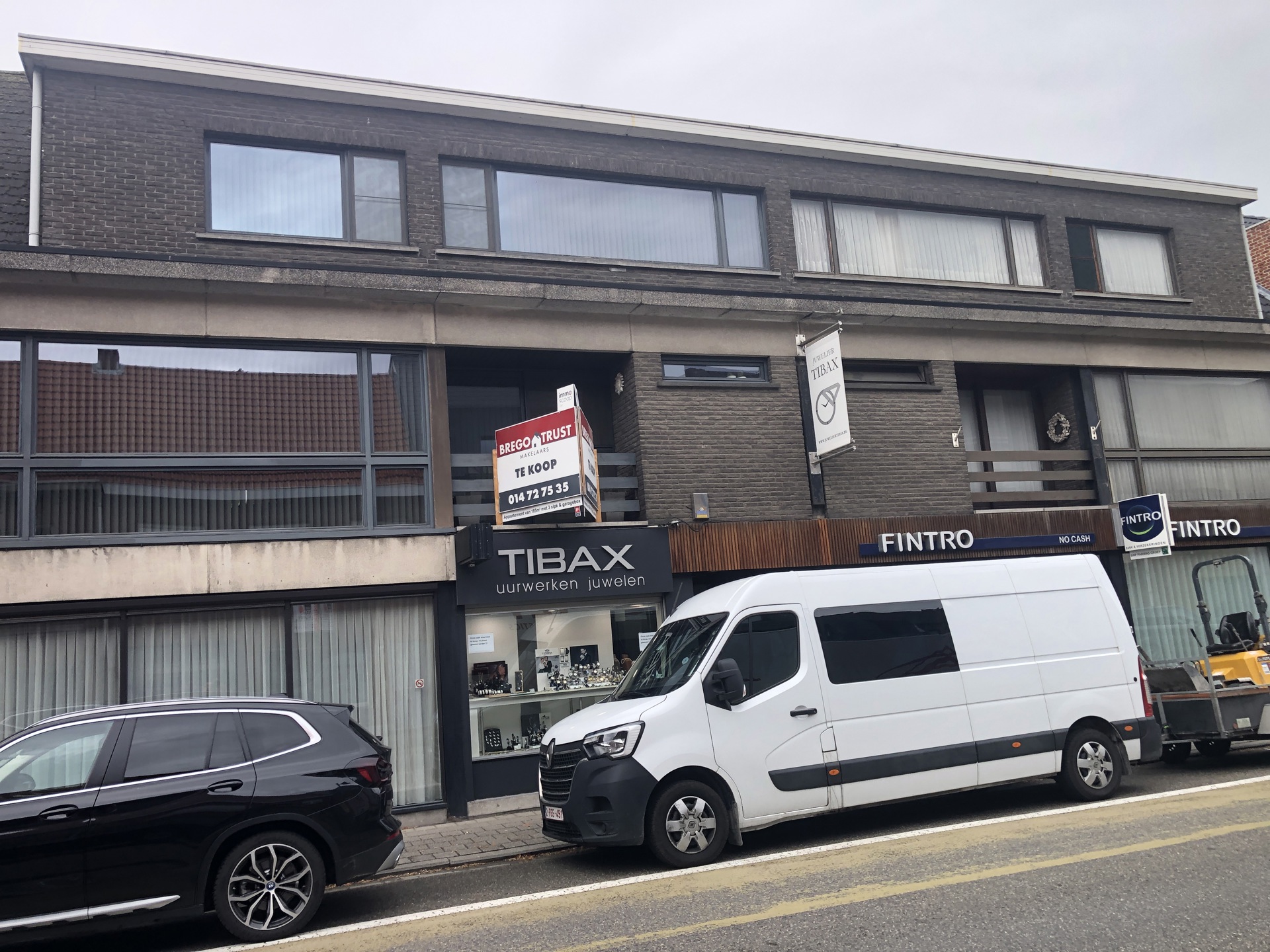 Commercial à vendre à Hoogstraten - photo 1