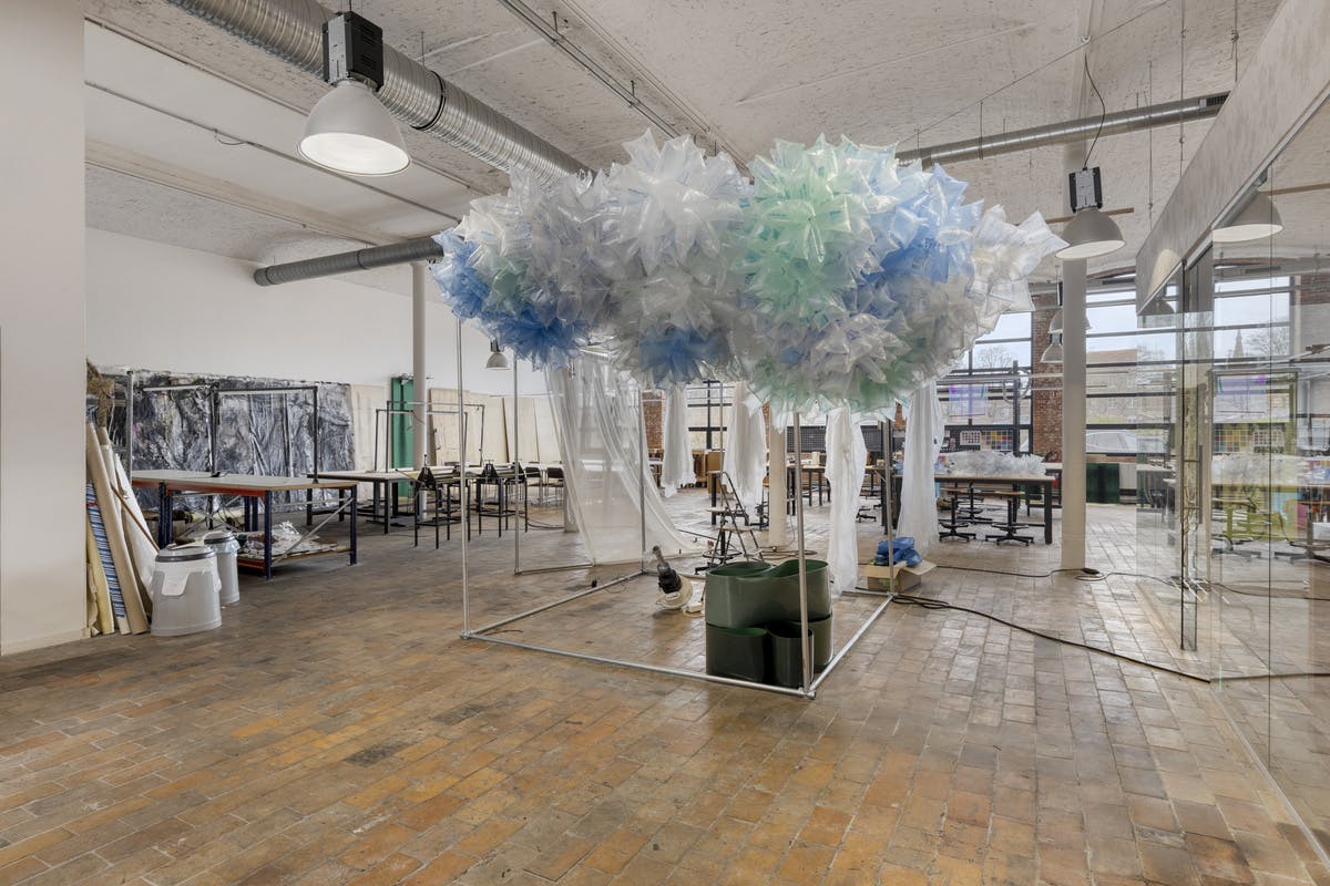 Easily accessible office space (405 m²) for rent in Bruges - photo 5