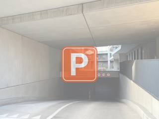 Op zoek naar een autostaanplaats op 't Nieuw Zuid? Dan is dit voor jou!In dit gebouw heb je een ondergrondse garage waar je jouw auto veilig kan...