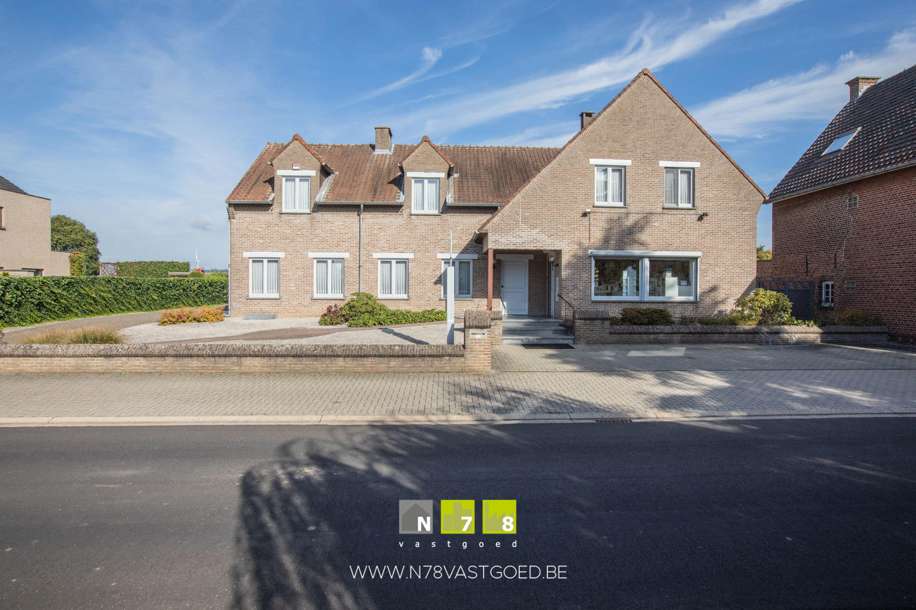 Maison à vendre à Maasmechelen avec 4 chambres - photo 1