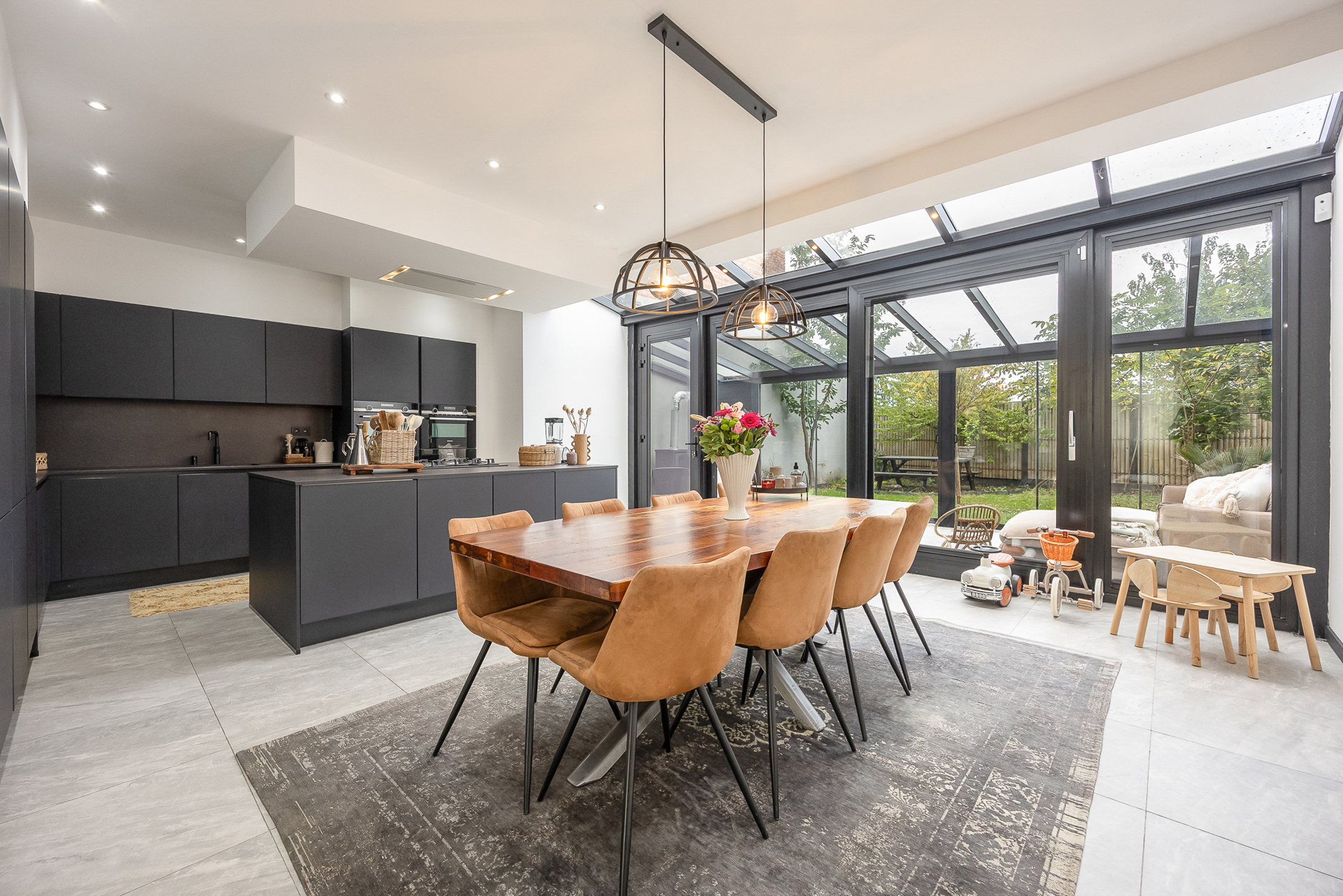 Instapklare woning met 5 slpk en tuin te Turnhout. EPC B! - foto 3