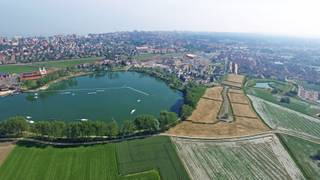 Lot 4.07: bouwperceel van 1.589m² met zicht op het meer - Put De Cloedt.Perfect georiënteerd en mooie zichten naar het meer van Duinenwater en zijn...