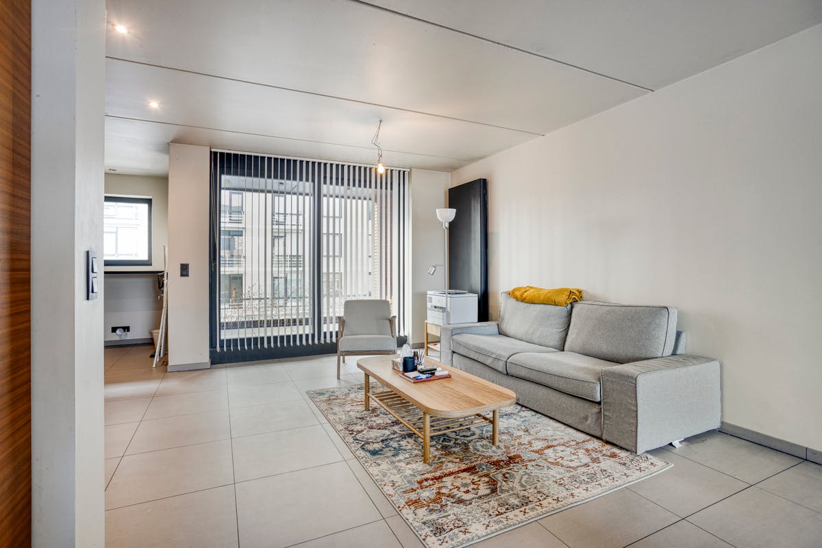 Ruim triplexappartement met 3 slaapkamers - foto 4