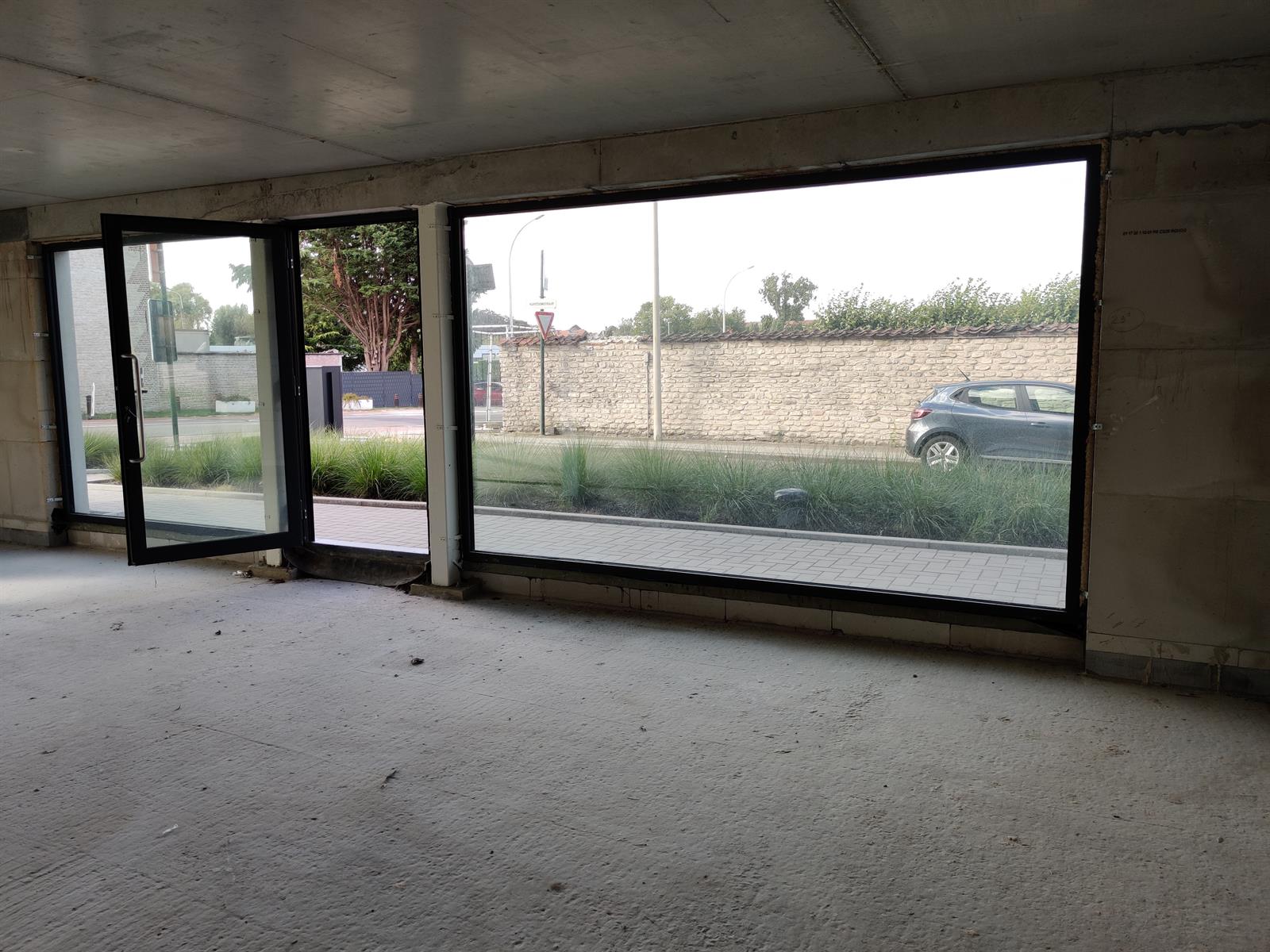 Commercial for sale in Brussels - photo 2