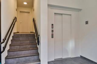 Deze studio met terras in Anderlecht, gelegen nabij Erasmus, combineert een praktische indeling met een gunstige ligging en energiezuinige...