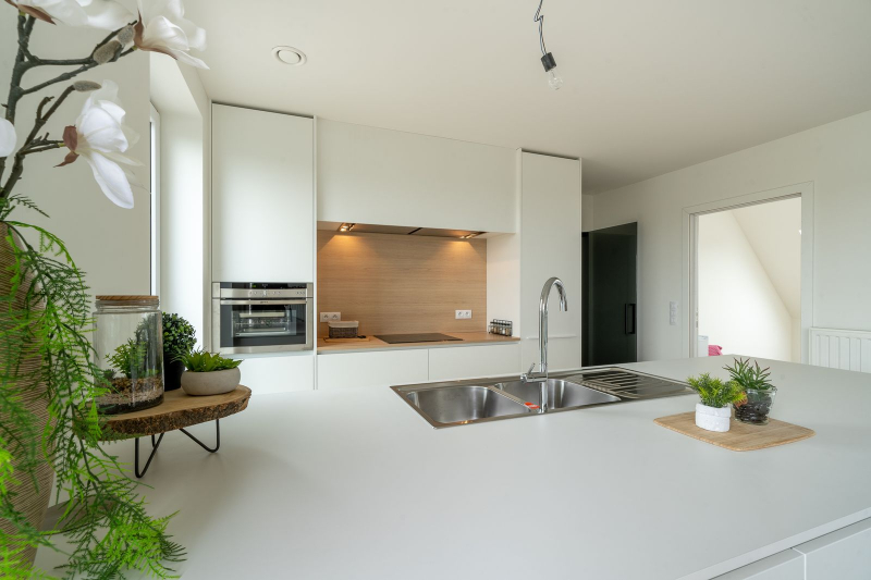 Roeselare Residentie Arena: Penthouse - Dichtbij scholen en winkels - Twee terrassen- Twee slaapkamers. Derde verdiep - foto 2