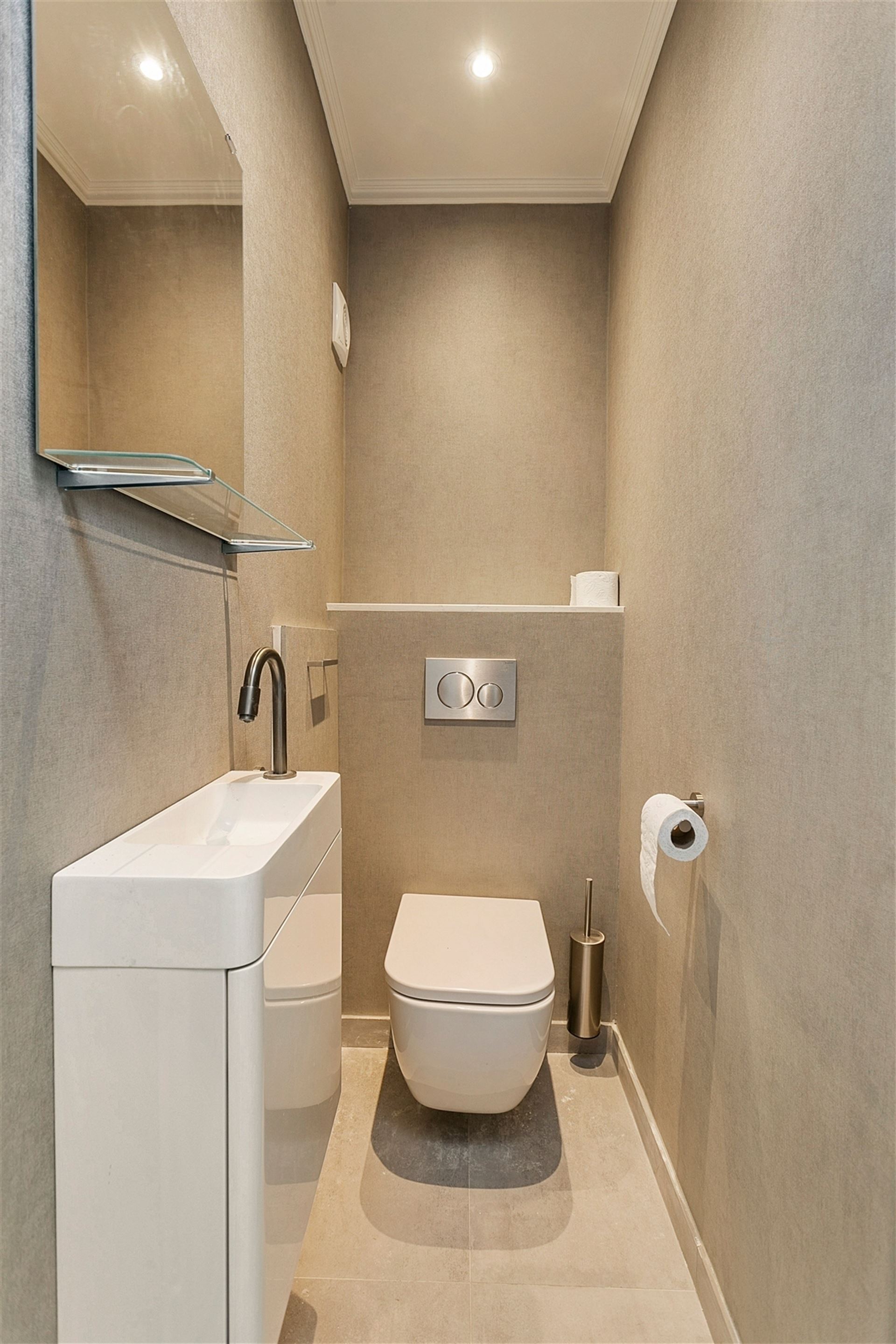 Apartment for rent in Wilrijk with 3 bedrooms - photo 5