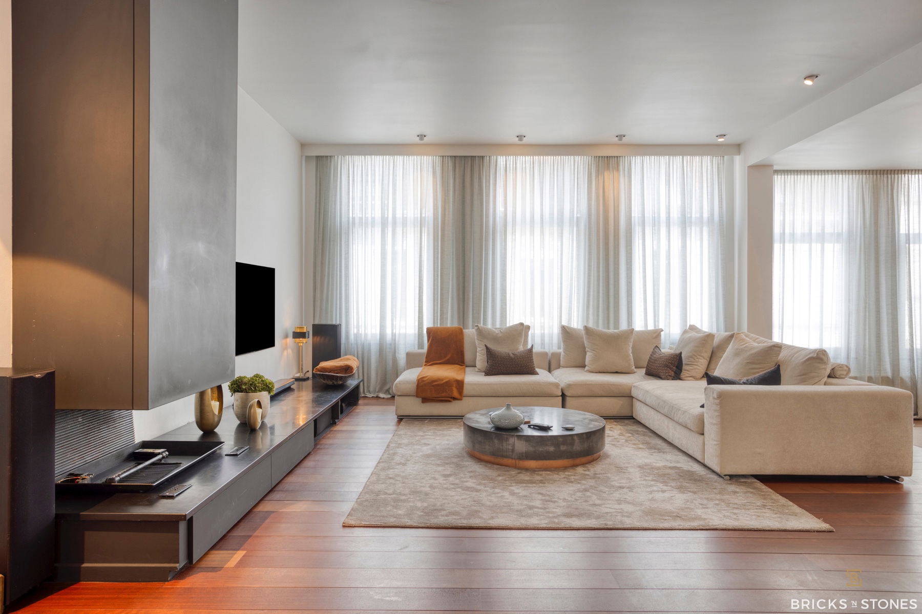 Unieke loft met terras in Antwerpen - foto 1