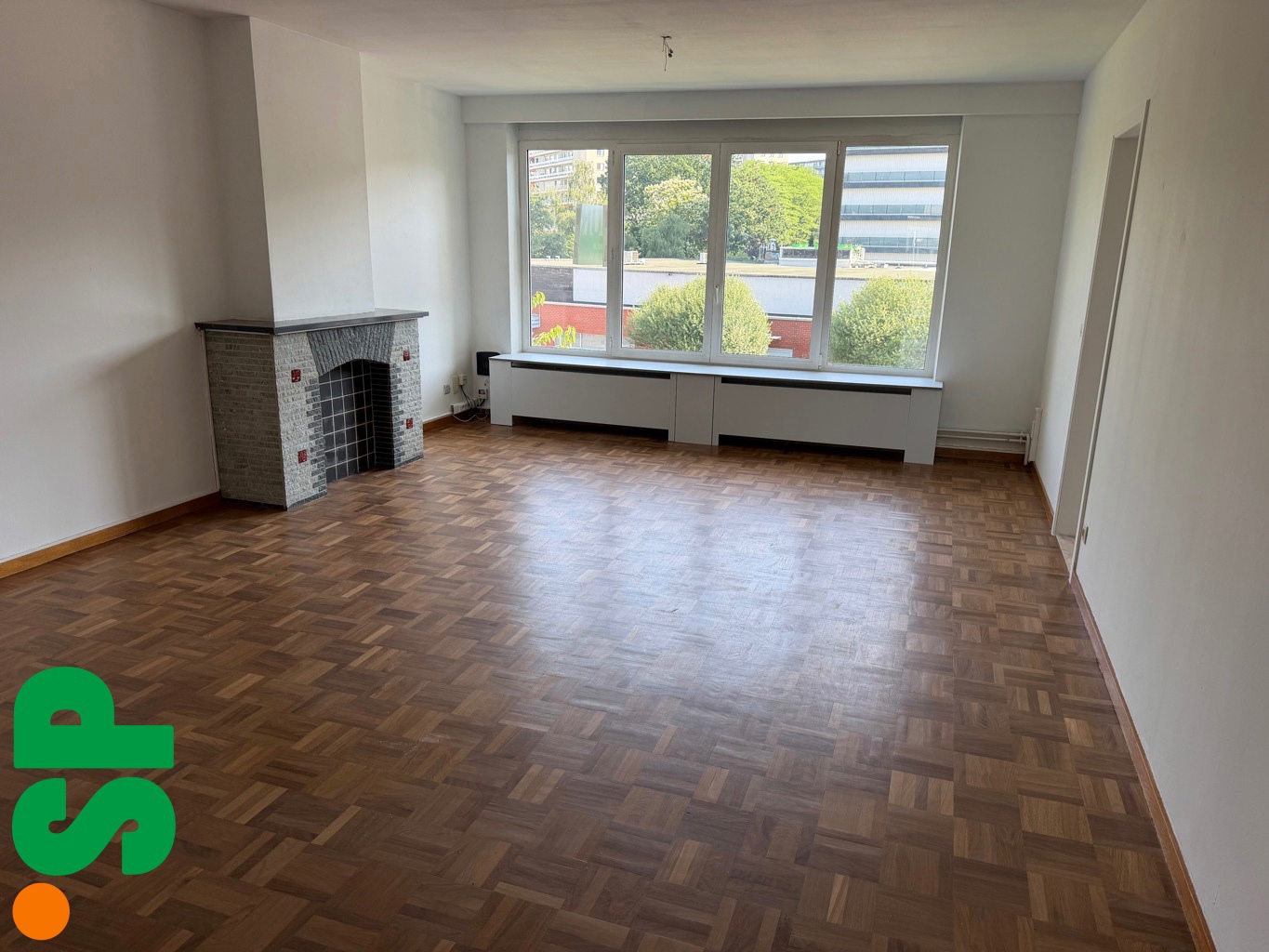 Apartment for rent in Berchem with 2 bedrooms - photo 2