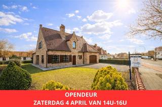 Opendeur zaterdag 4 april van 14u tot 16u. Adres: Herdersbruggestraat 4 in 8380 DudzeleBijzonder ruime en stevig gebouwde villa met een vlotte...
