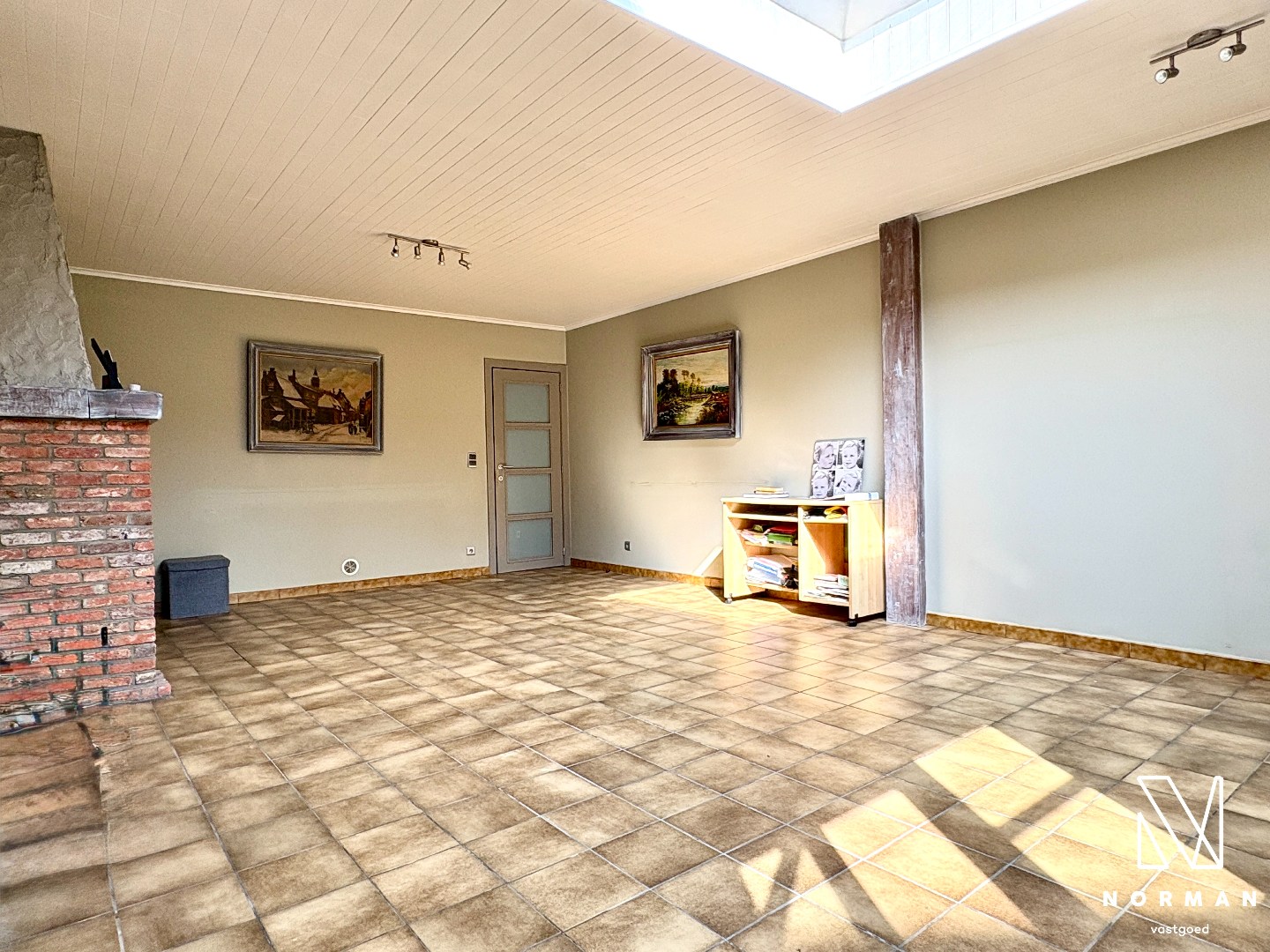 Gezinswoning met 4 slaapkamers, garage én tuin te koop in centrum Kuurne! - foto 4