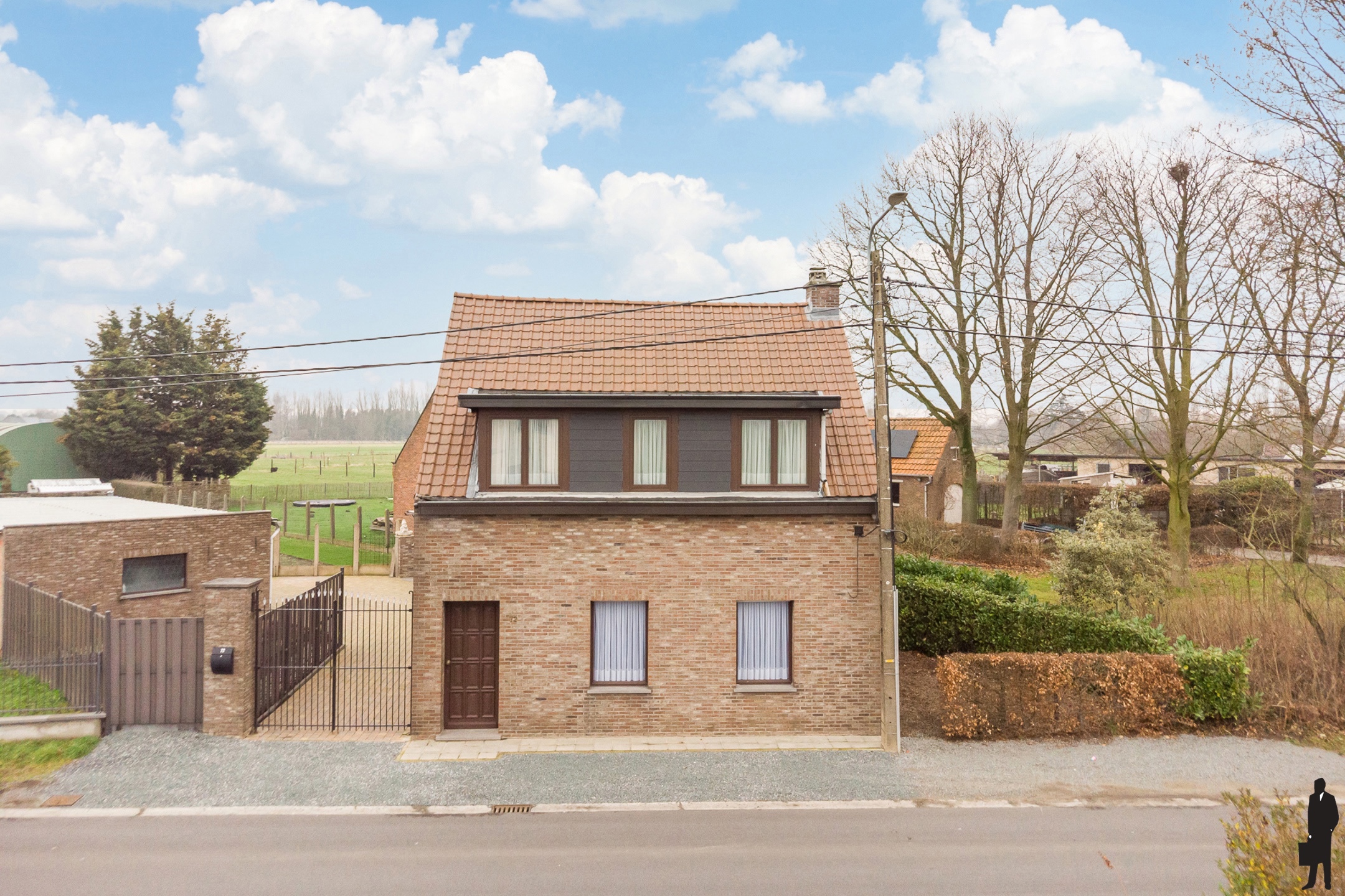 Gezellige woning met tuin en garage in rustige omgeving! - foto 1