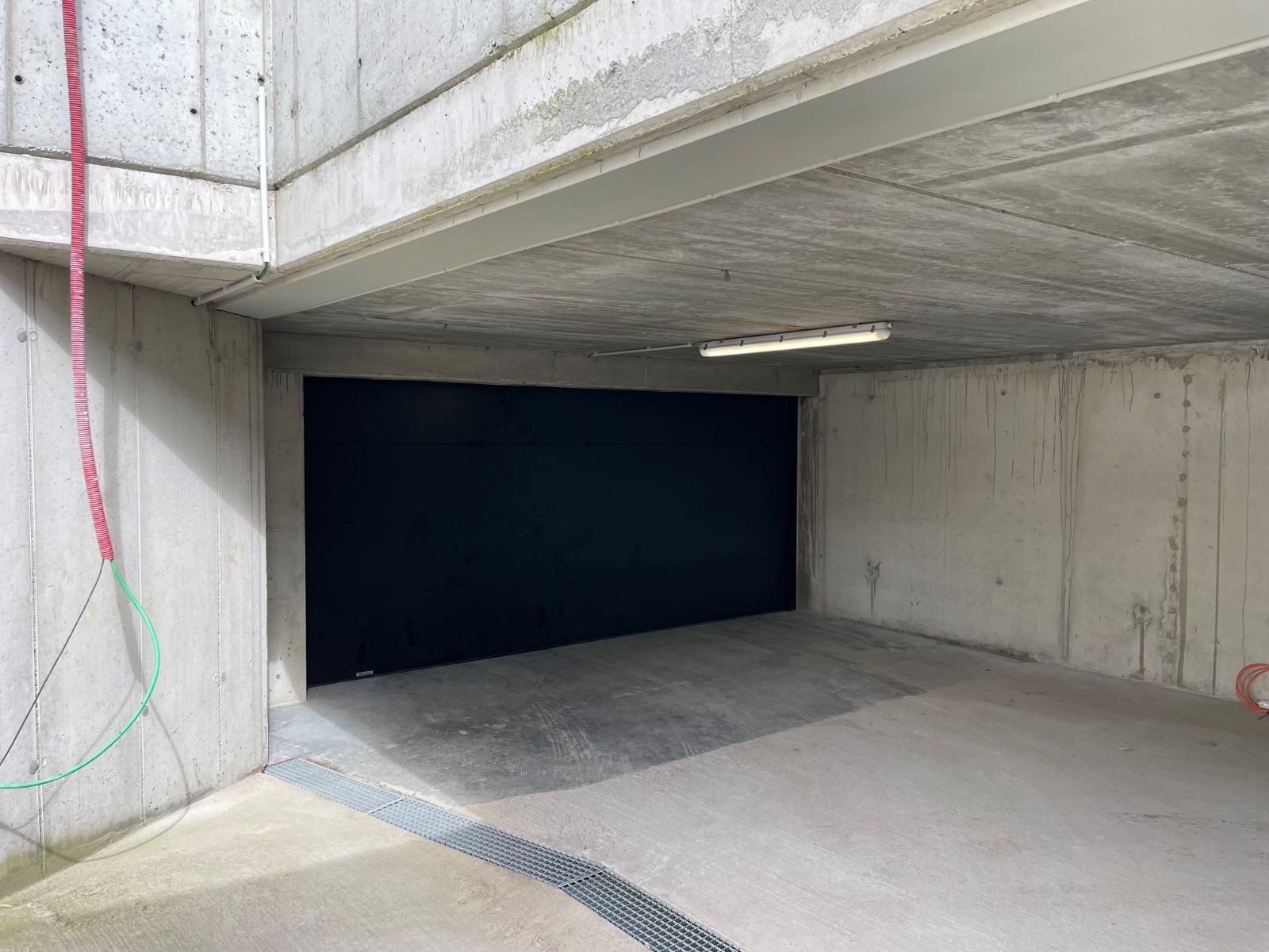 ondergrondse parkeerplaats te huur - photo 3