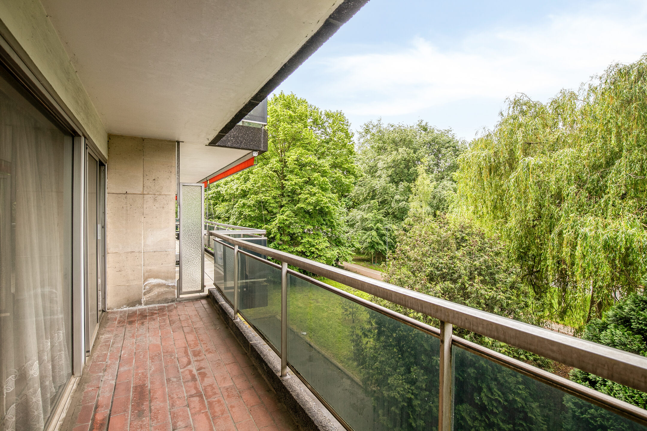 Te renoveren appartement met 2 slaapkamers in Anderlecht - foto 4