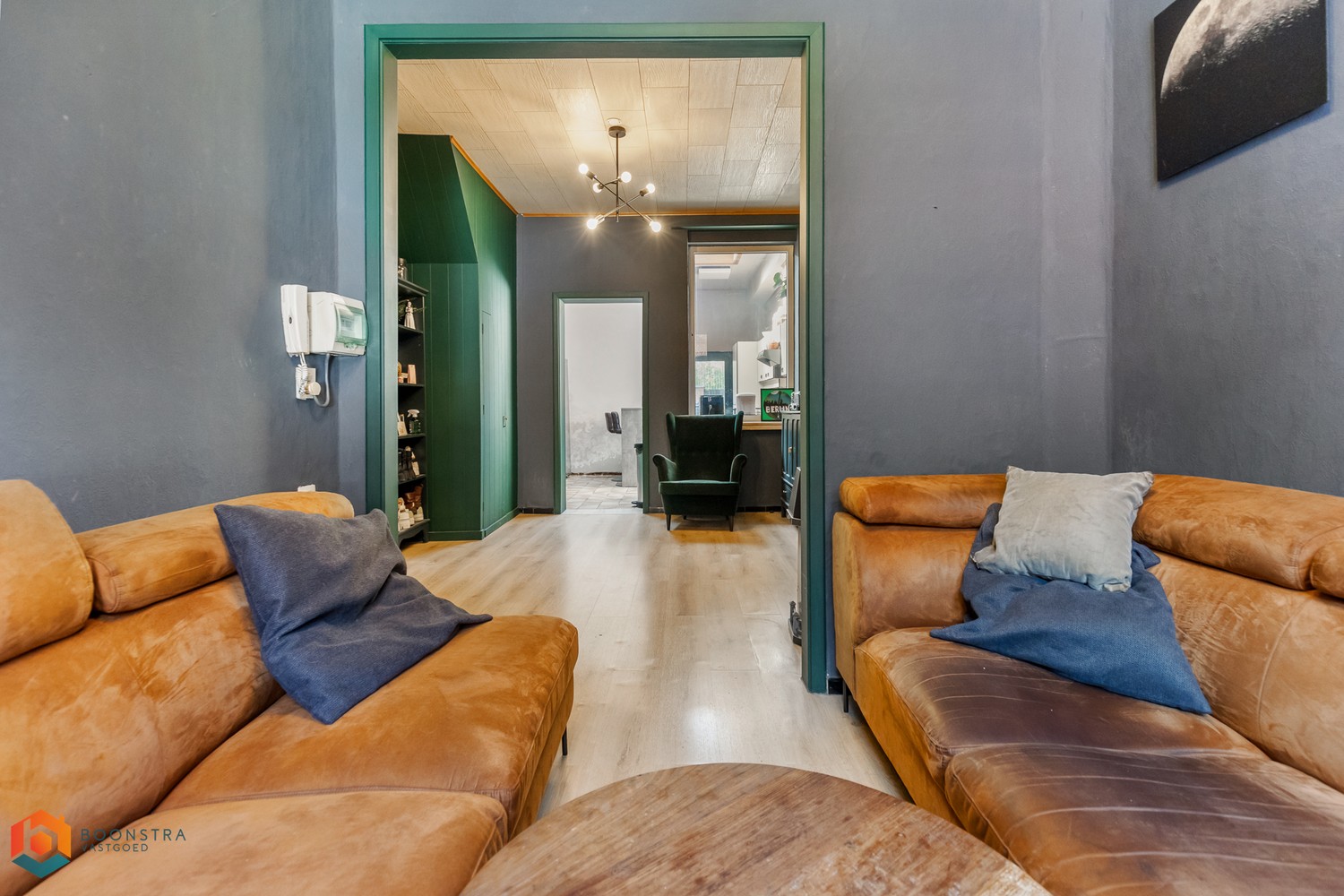 Op te frissen woning met 2 (à 3) slpkrs - foto 2