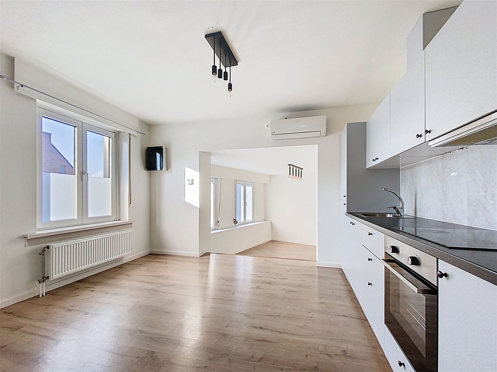 Apartment for rent in Brasschaat with 2 bedrooms - photo 4