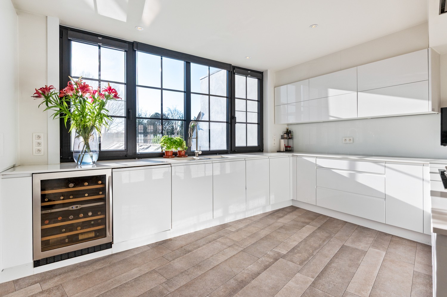 Prachtige duplex (240m²) met eigen inkom, 4 slaapkamers & terras - foto 4
