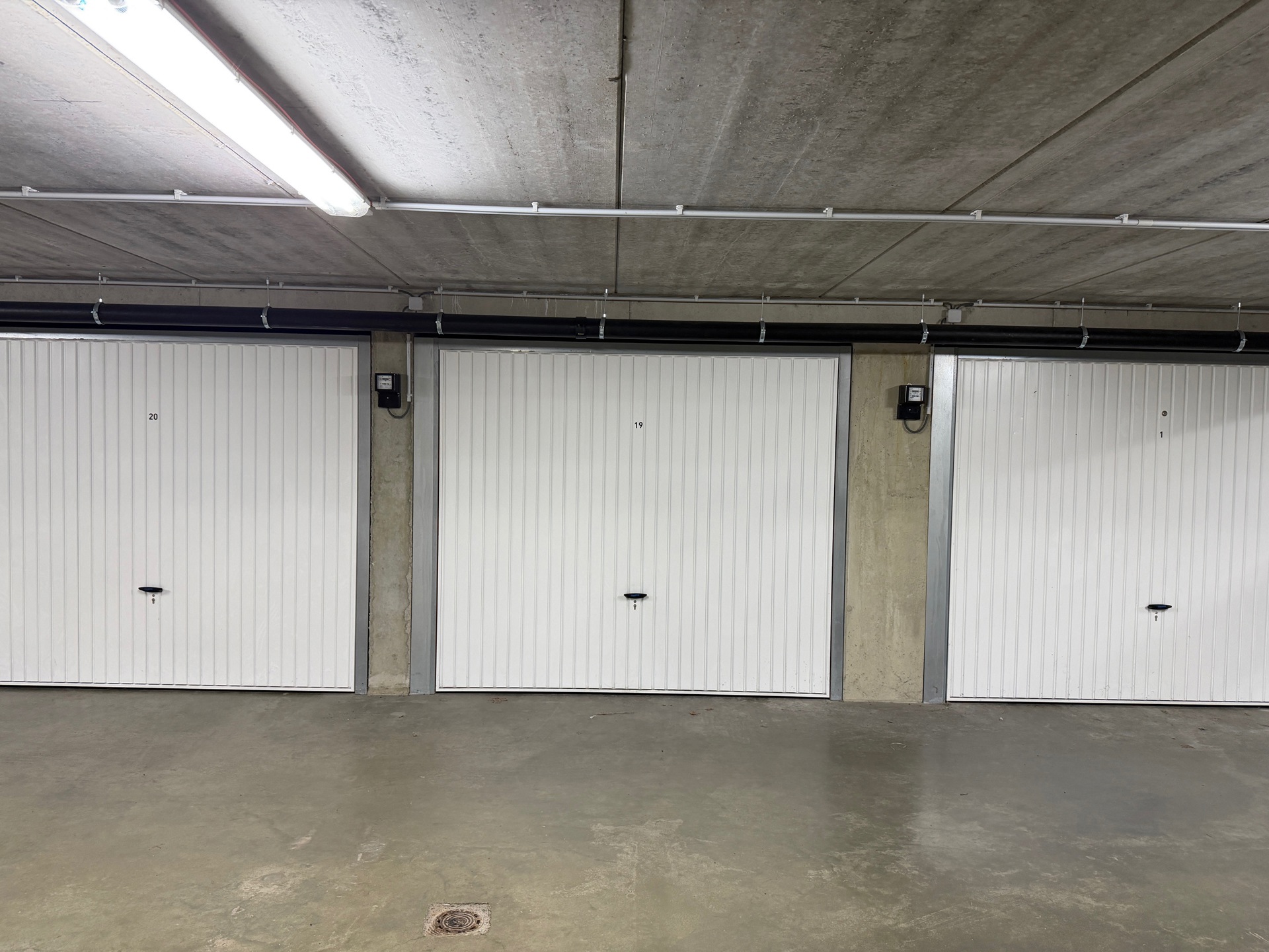Garagebox te koop gelegen aan de jachthaven  - foto 2