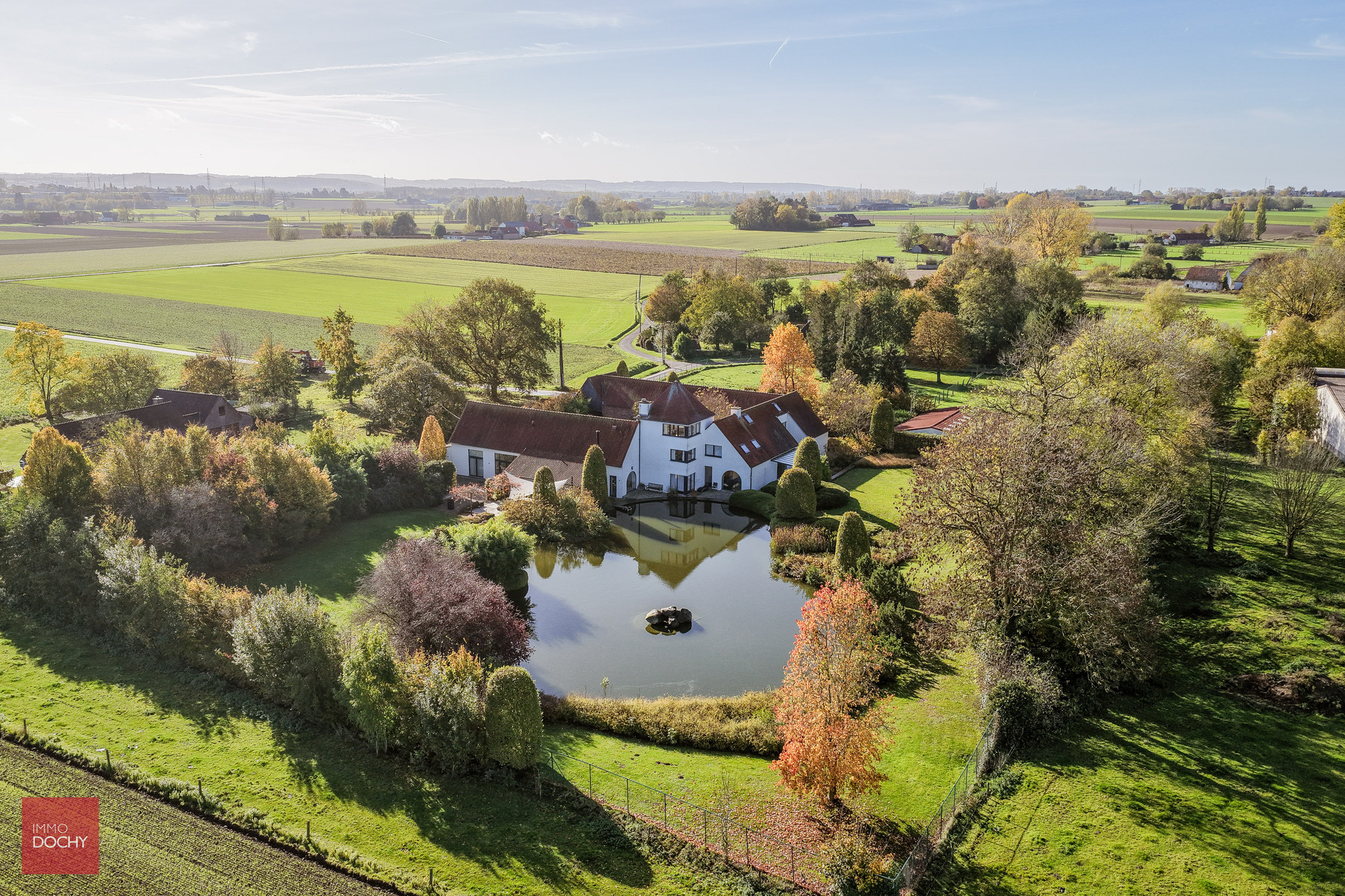 Zeer rustig gelegen vierkantshoeve met vergunde volumes - foto 2