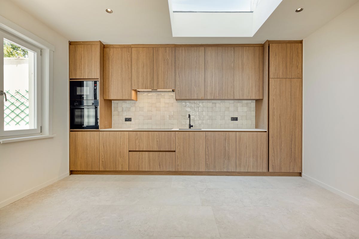 Gerenoveerde gezinswoning met vijf slaapkamers te Merelbeke - foto 5