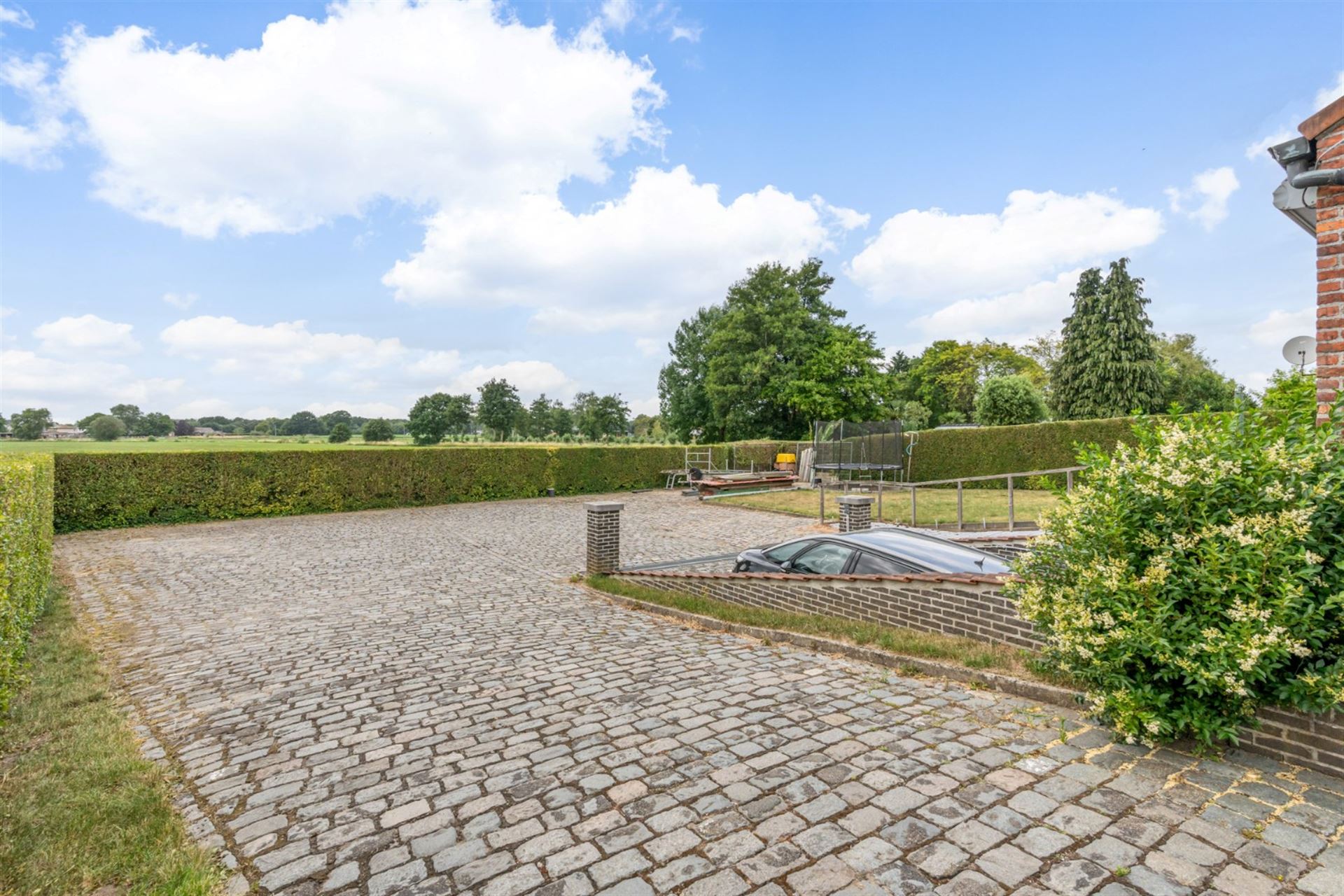Ruime woning met 5 slpk's en 319 m² bew. opp. te Westerlo! - foto 5