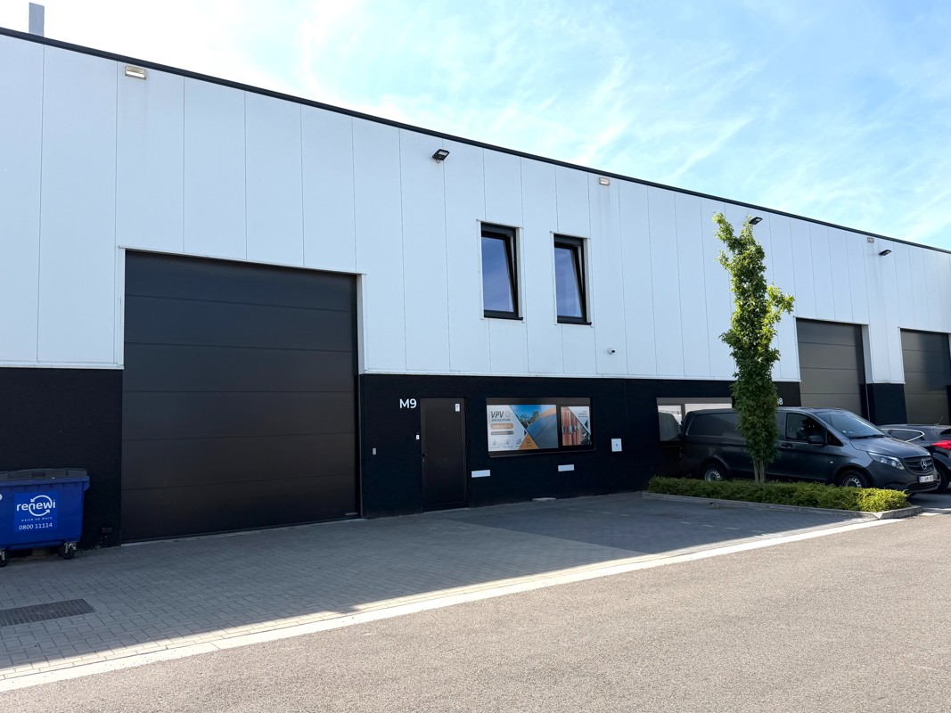 Commercial à vendre à Malle