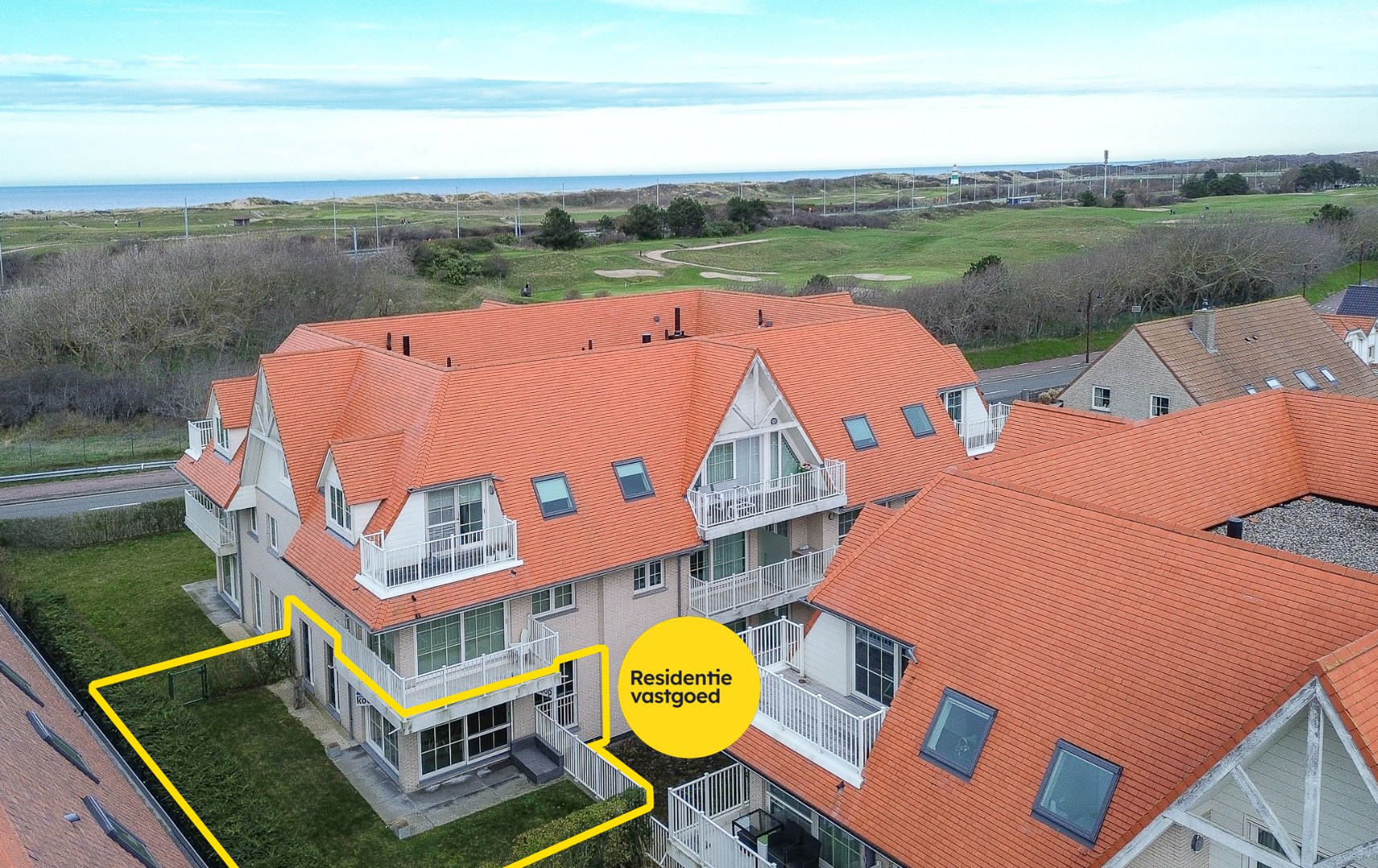 Gelijkvloers 2-slaapkamerappartement met tuin op toplocatie vlakbij de zee! - foto 2