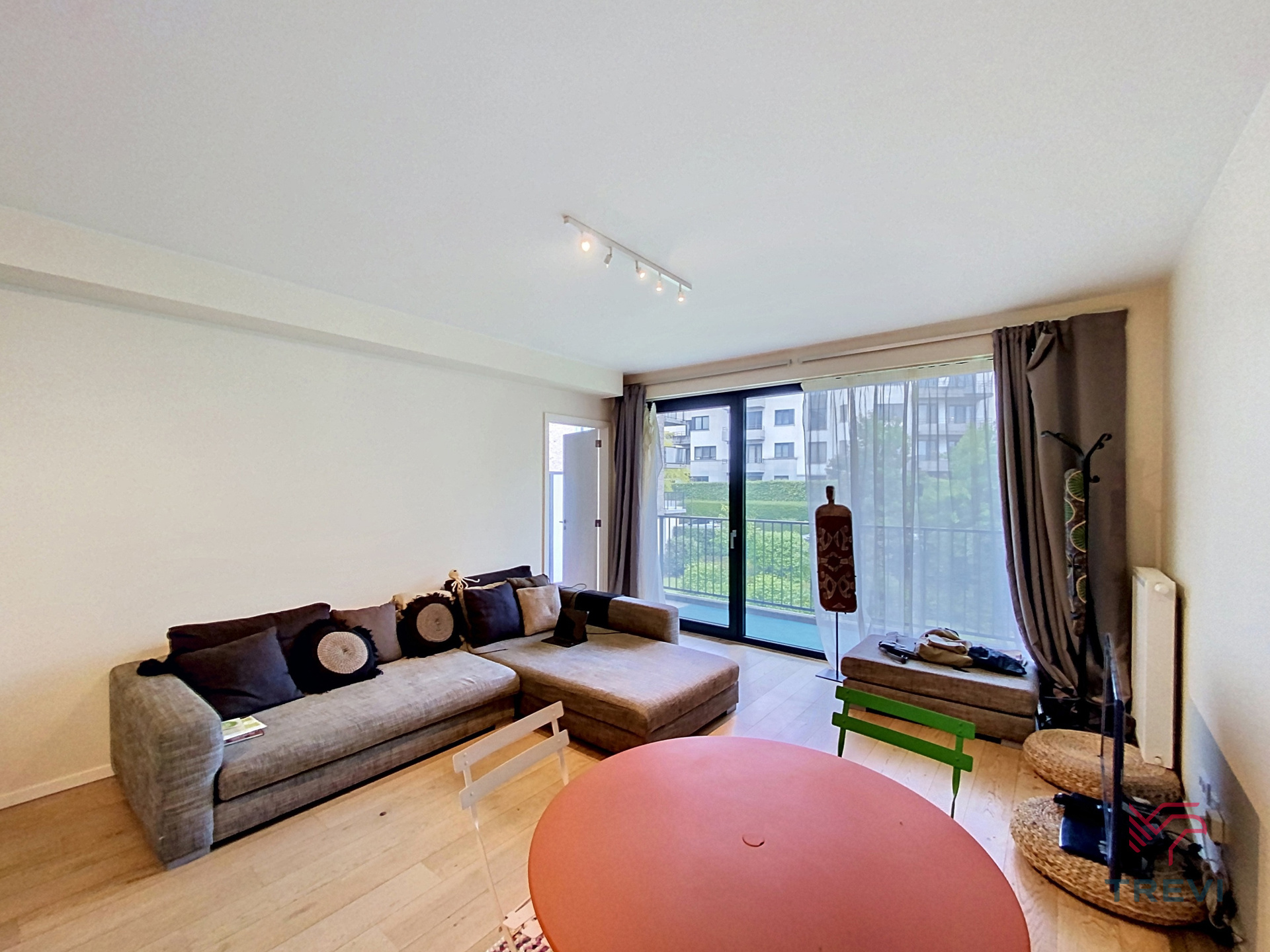 Apartment for rent in Uccle with 1 bedroom - photo 2