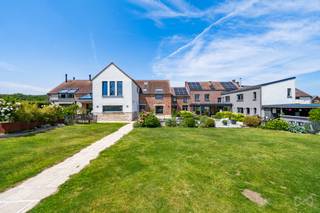 U bent op zoek naar het paradijs... Ik heb het voor u gevonden! Uitzonderlijk pand met twee huizen - vrij uitzicht op het platteland Ontdek...