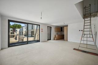 Nieuwbouw appartement (Duplex) met 2 slaapkamers in het project De Poort van Winge.Uitstekend gelegen nabij het Gouden Kruispunt met een ideale...
