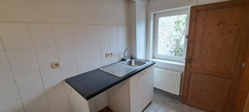 Charmewoning met landelijke inrichting, rustig gelegen in de dorpskern van Moerkerke - photo 5