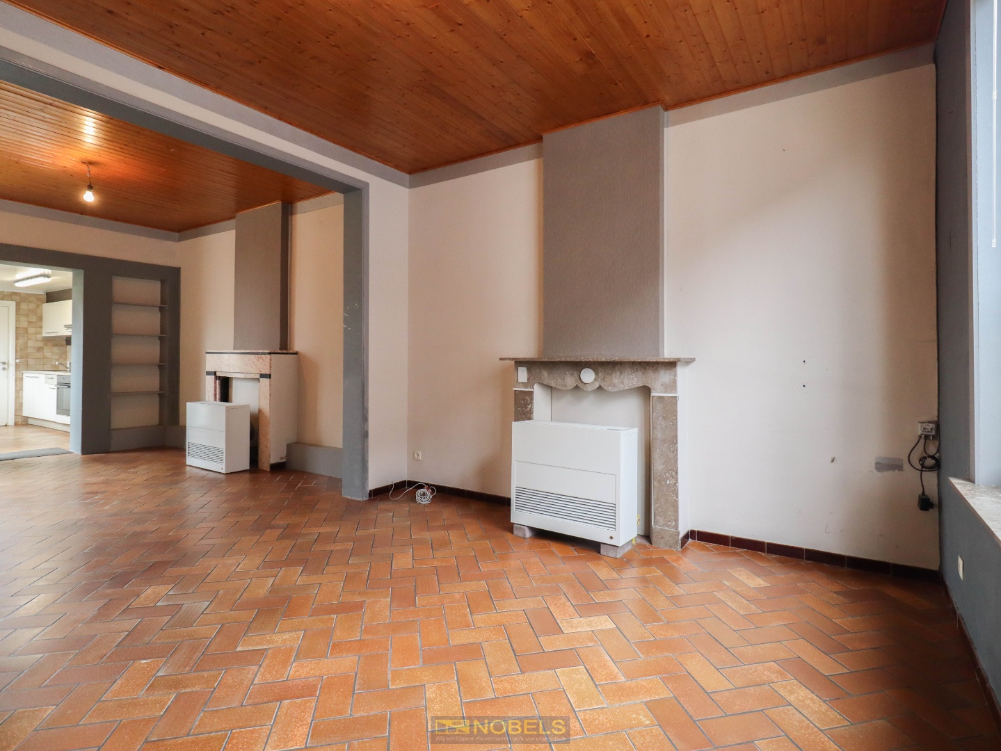 Te koop, te renoveren woning met ruime tuin op gunstige ligging te Nederbrakel (Brakel) - foto 4