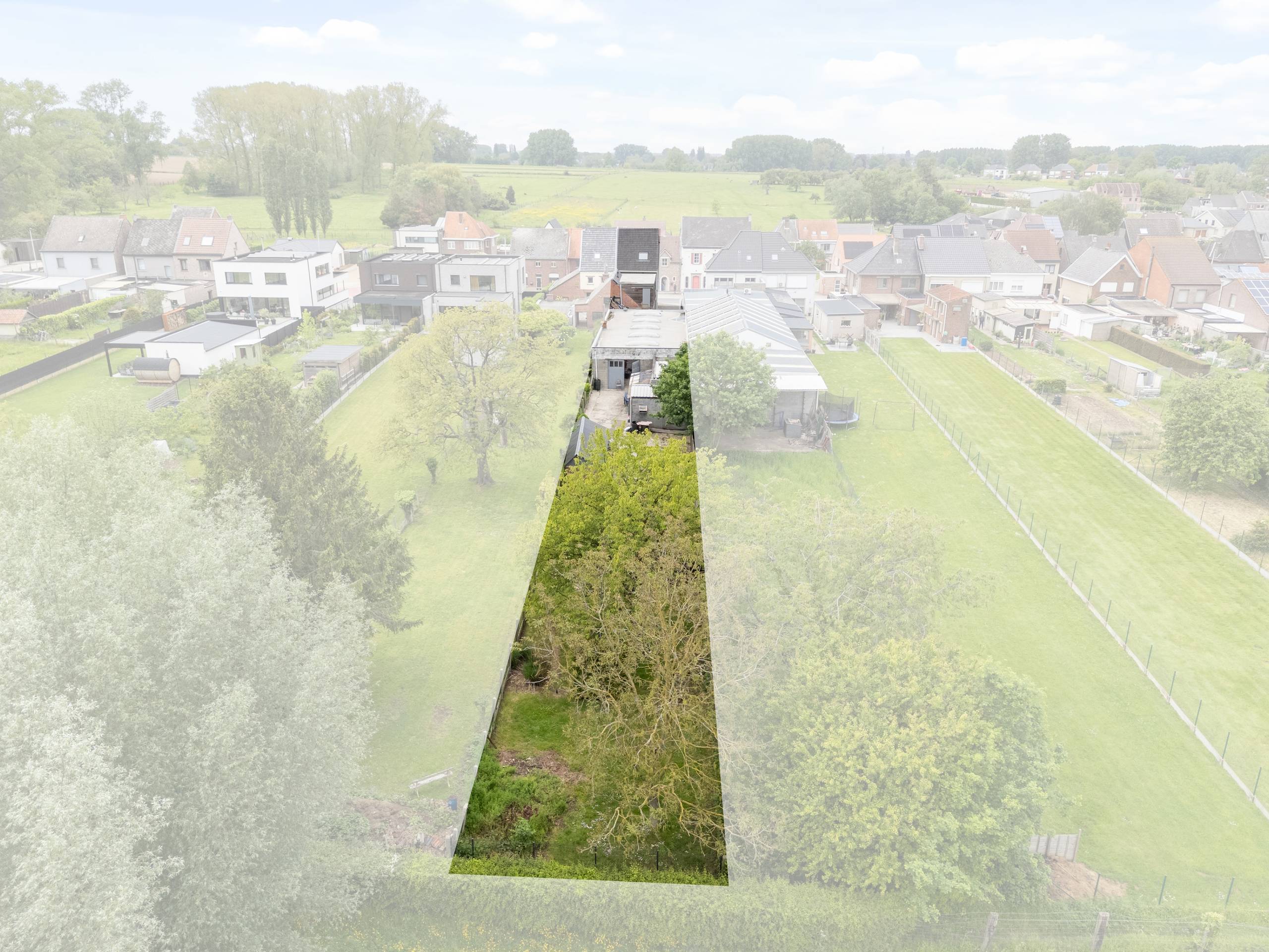 Woning met 4 slpk, magazijn (172 m²) en tuin in Haaltert - foto 4