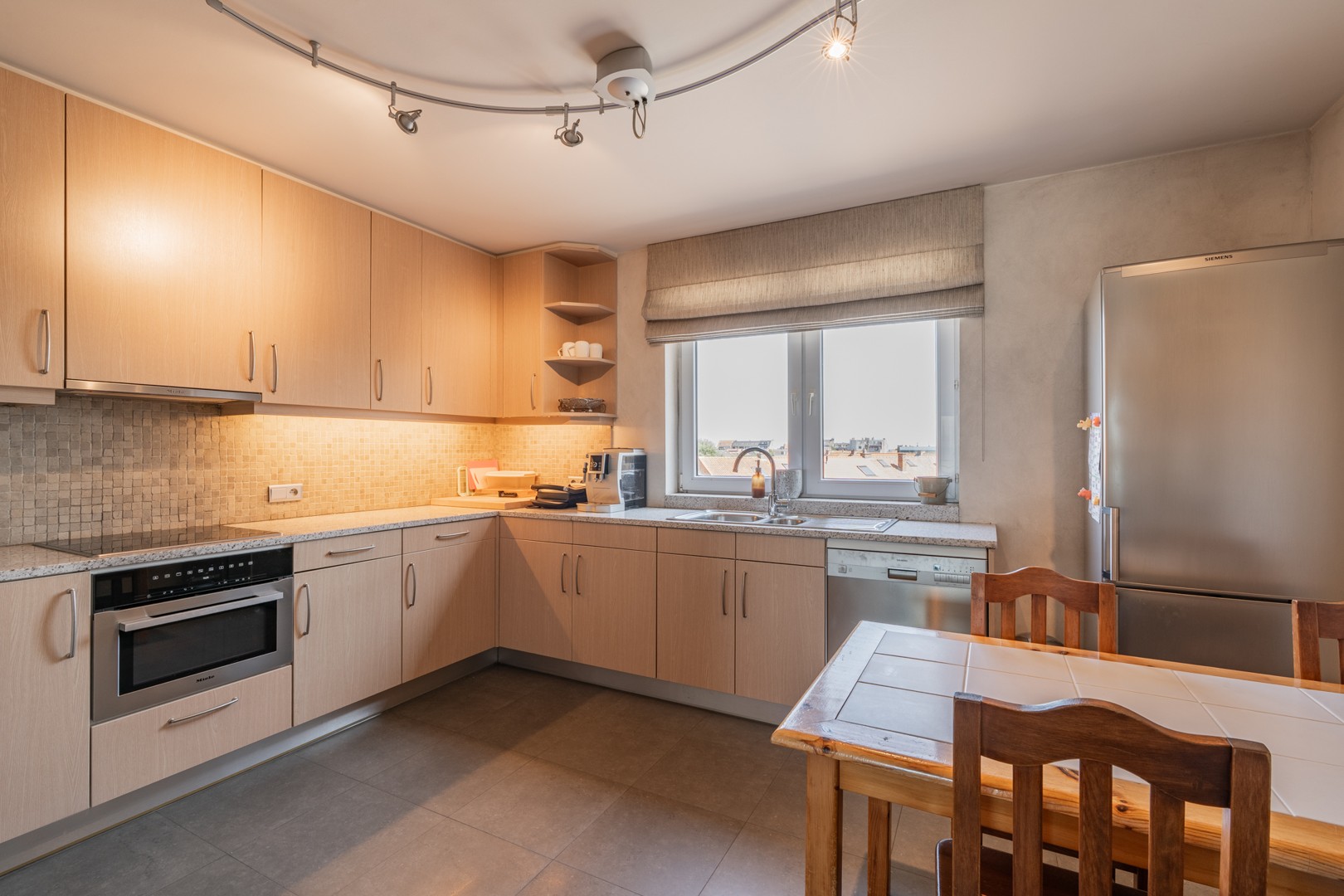 Appartement te koop in Oostende met 3 slaapkamers - foto 3