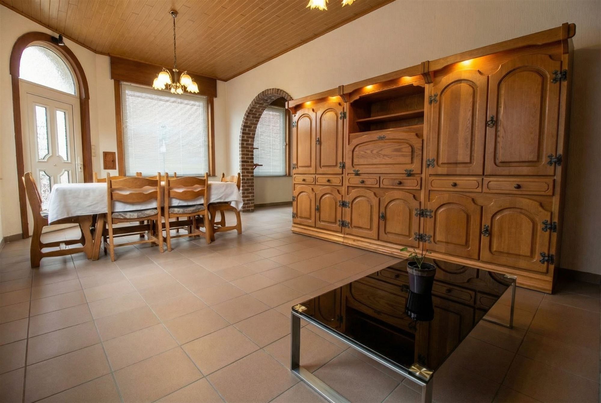 Instapklare hoekwoning met 4 slaapkamers te Wervik! - foto 3