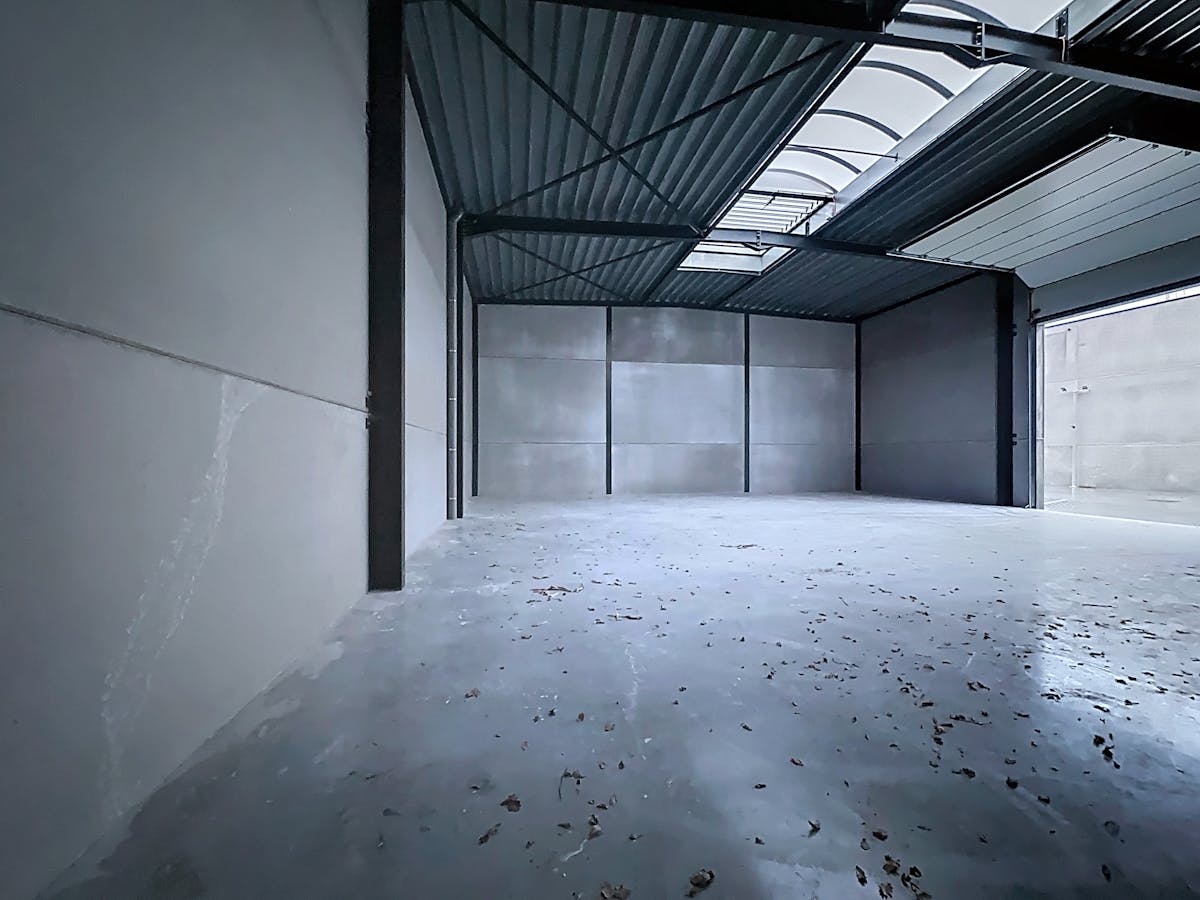 Unité PME d'environ 240 m² à louer à Oostvleteren - photo 4