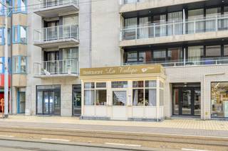 Horecapand La Tulipe op topligging in Leopoldlaan 81 in Middelkerke naast het nieuwe casino en de zeedijk.De zaak wordt momenteel succesvol...