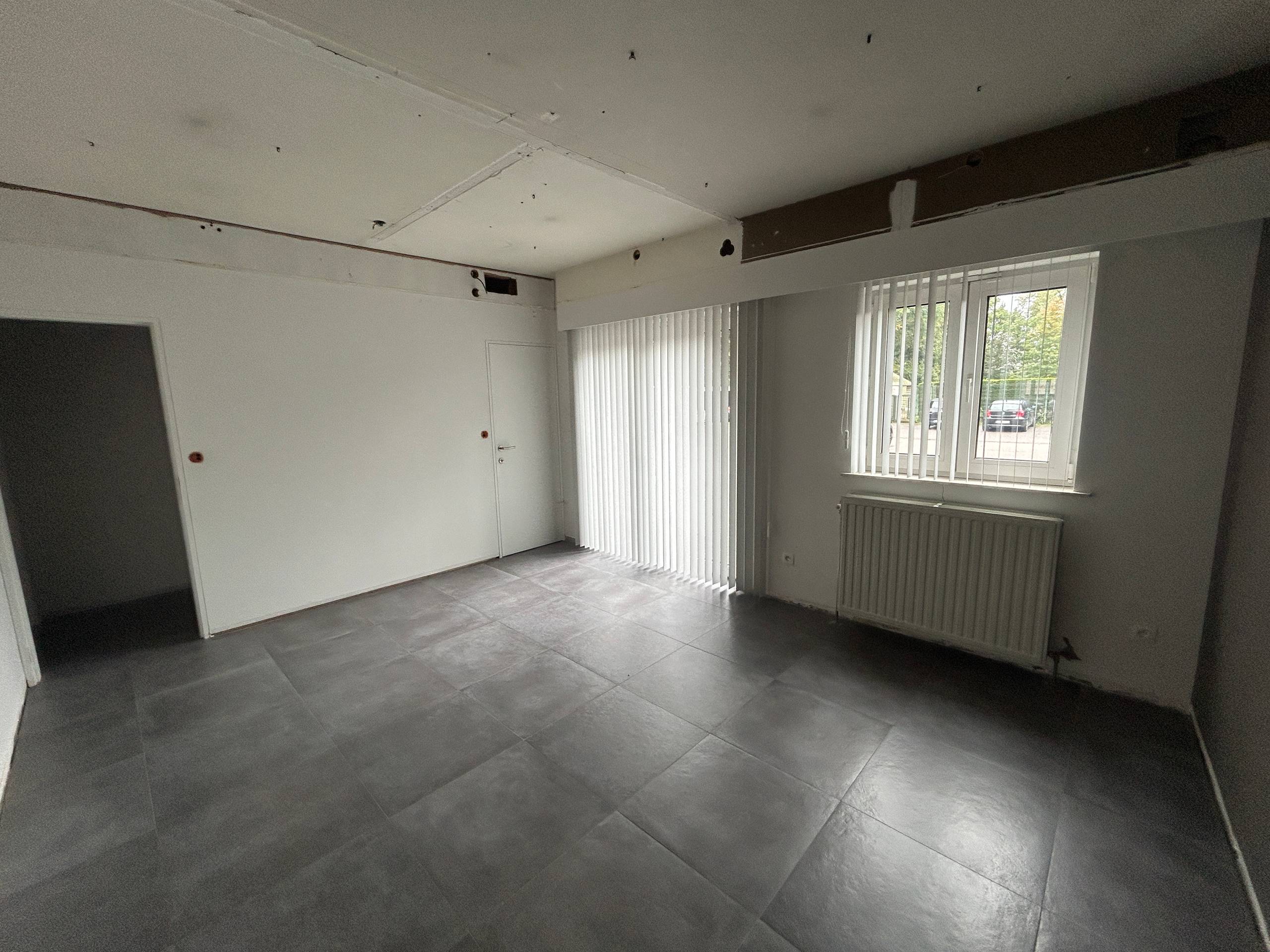 Commercial for rent in Pelt - photo 4