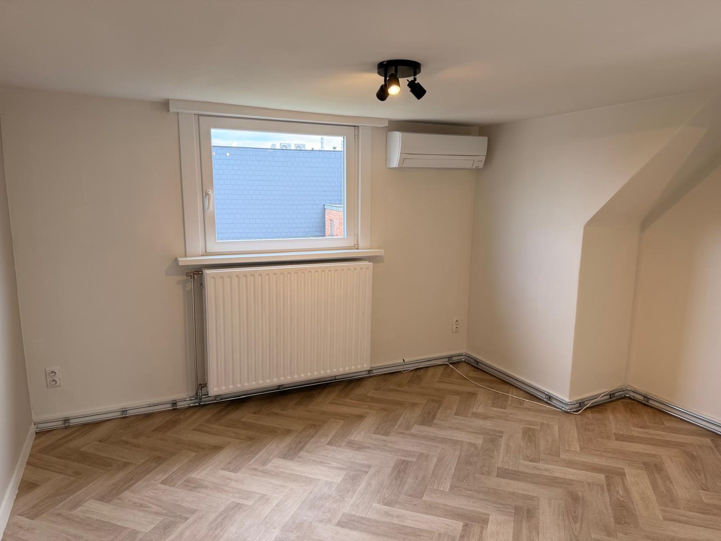 Apartment for rent in Heist-Op-Den-Berg with 1 bedroom - photo 5