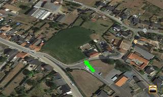 Gunstig gelegen bouwgrond voor halfopen bebouwing (2a 75ca) Deze bouwgrond is gelegen op een mooie locatie te Groot-Gelmen, een...