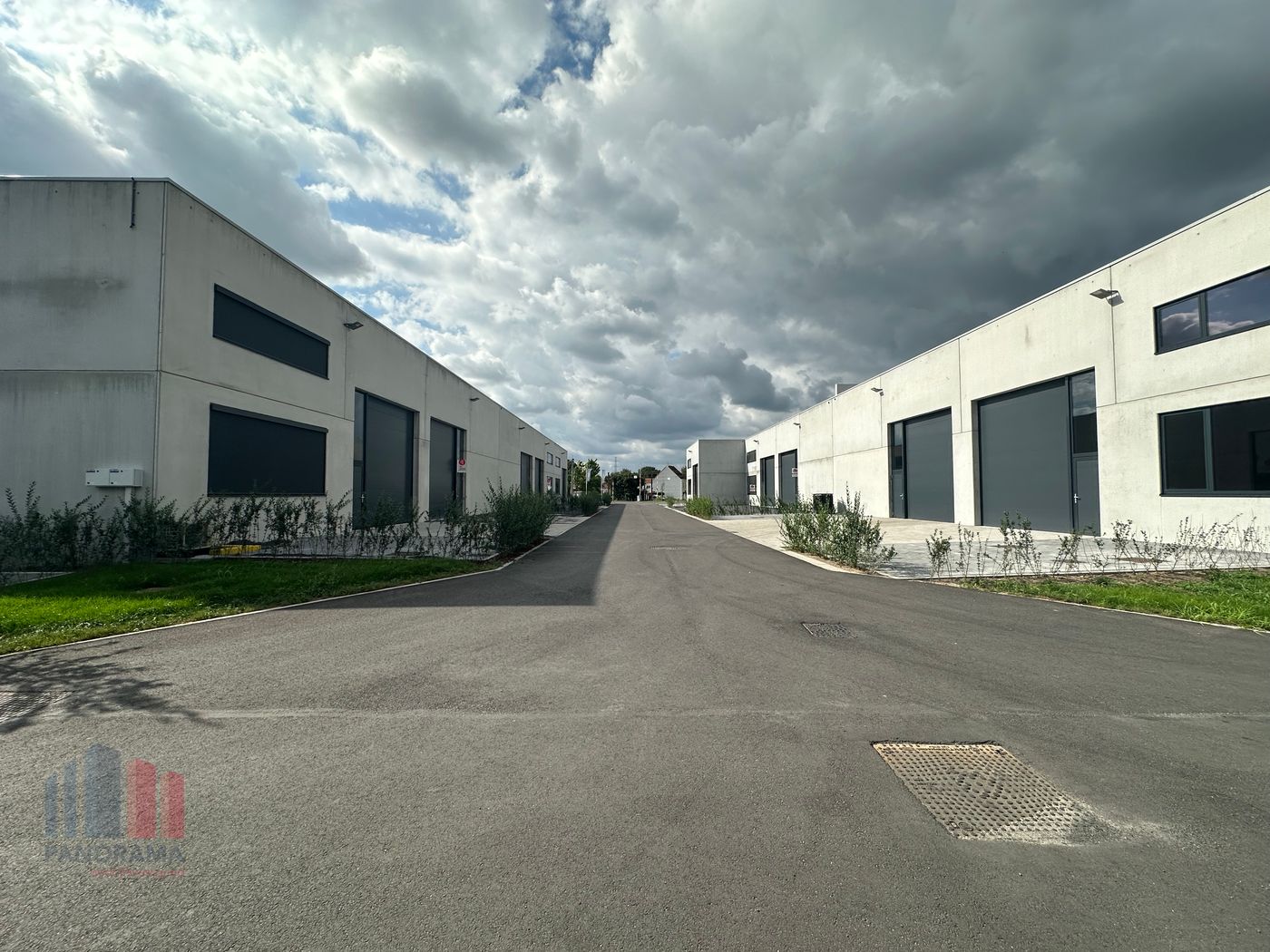 358 m² nieuwbouw KMO-unit op 460 m² terrein te koop - foto 3