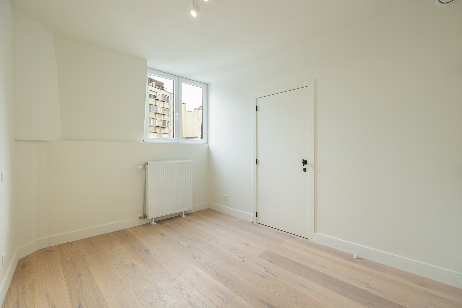 Apartment for sale in Antwerp with 1 bedroom - photo 5