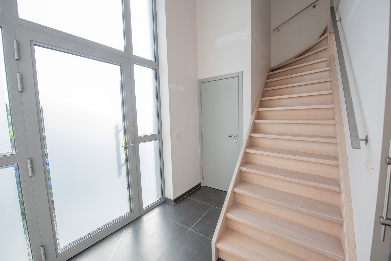 Rustig gelegen, ruime woning met 3 slaapkamers te Oeselgem! - foto 3