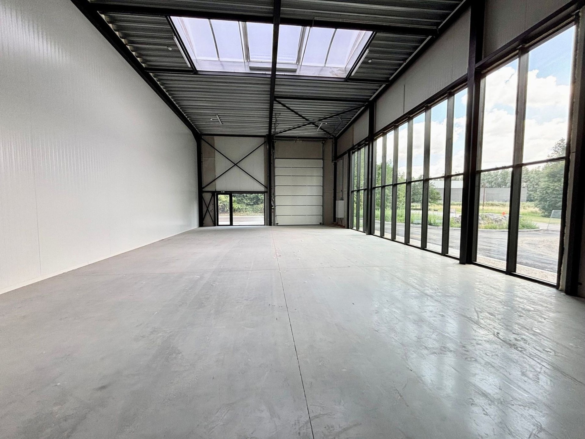 Commercial à louer à Enghien - photo 4