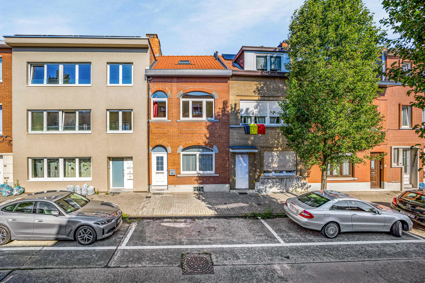 Instapklare woning met drie slaapkamers en tuin - foto 1
