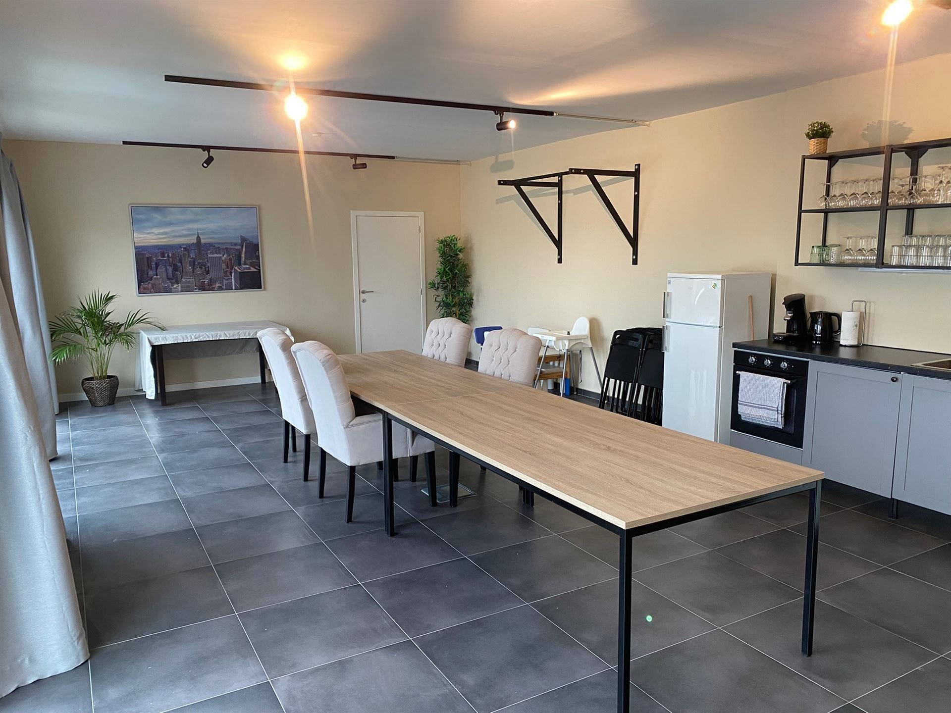 Commercial à louer à Puurs - photo 4